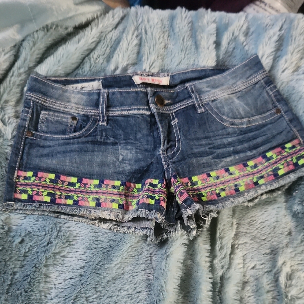 Hot Kiss Denim Shorts with Colorful Accents